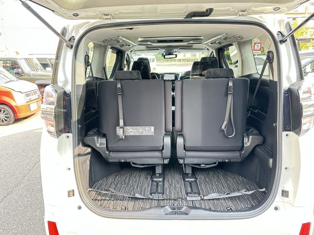 TOYOTA VELLFIRE 2018