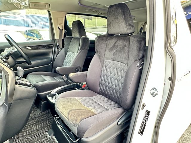 TOYOTA VELLFIRE 2018
