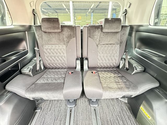 TOYOTA VELLFIRE 2018