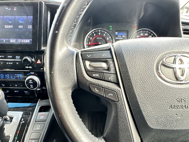 TOYOTA VELLFIRE 2018