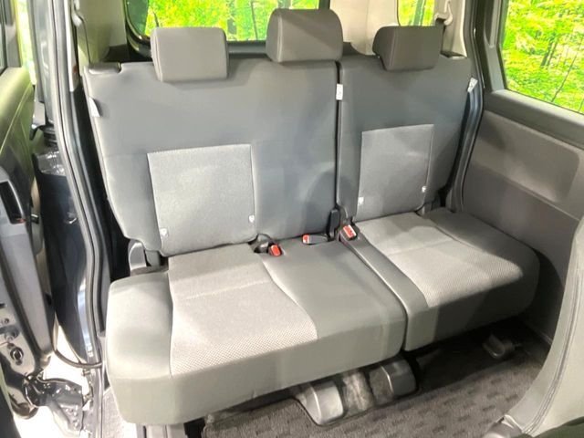 TOYOTA SIENTA HYBRID 2023