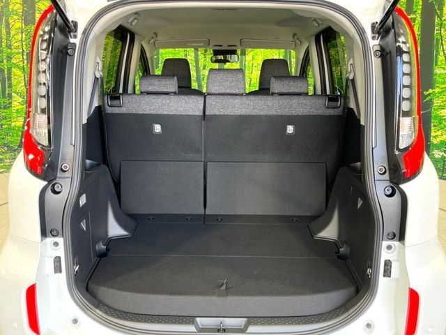 TOYOTA SIENTA HYBRID 2025