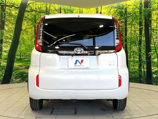 TOYOTA SIENTA HYBRID 2025