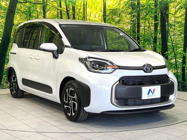 TOYOTA SIENTA HYBRID 2025