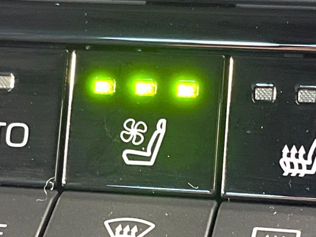 TOYOTA CROWN CROSSOVER 2023