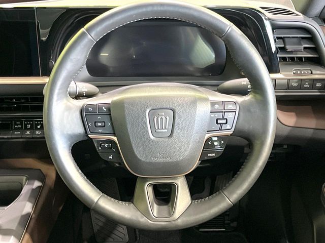 TOYOTA CROWN CROSSOVER 2023