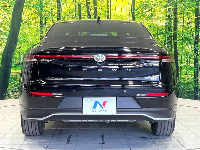 TOYOTA CROWN CROSSOVER 2023