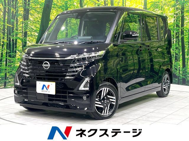 NISSAN ROOX 2024