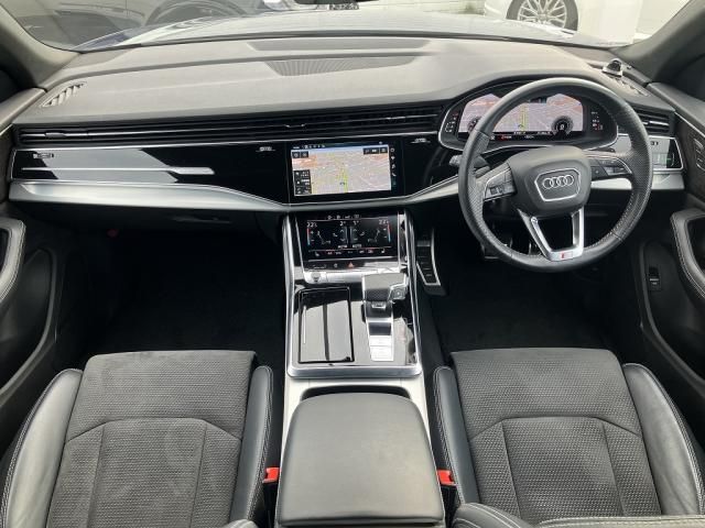 AUDI AUDI Q8 2019