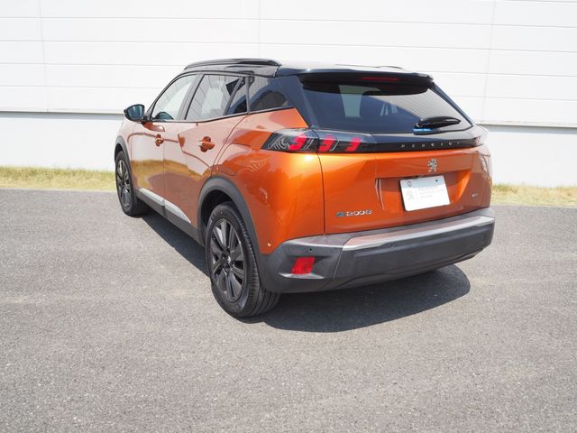 PEUGEOT PEUGEOT e-2008 2025