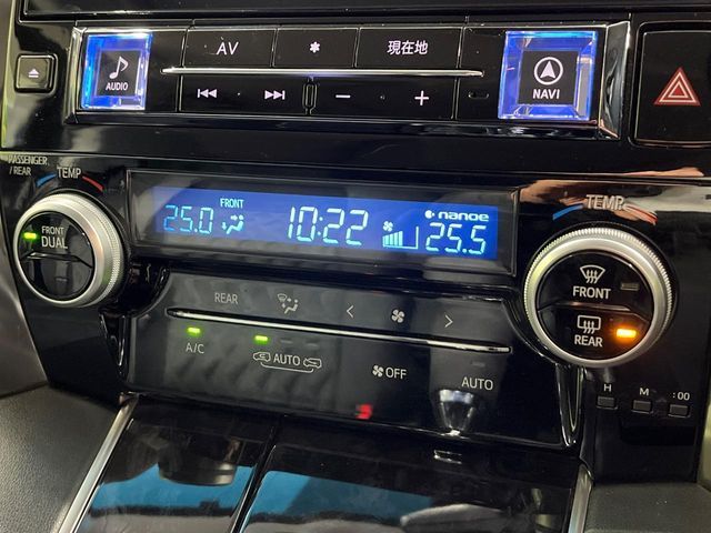 TOYOTA VELLFIRE 4WD 2018