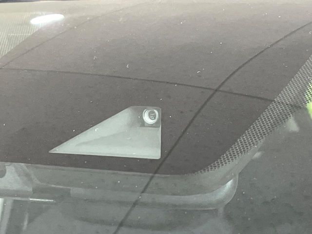 NISSAN NOTE 4WD 2018