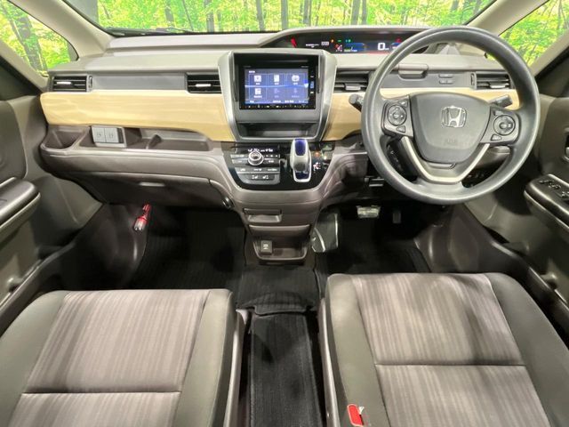 HONDA FREED HYBRID 4WD 2018