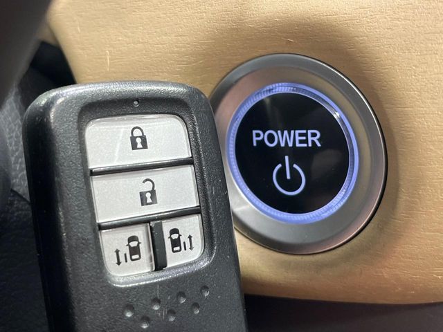 HONDA FREED HYBRID 4WD 2018