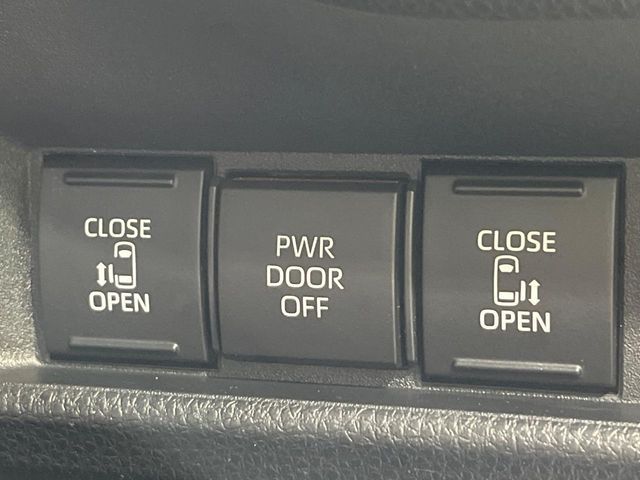 TOYOTA SIENTA HYBRID 2023