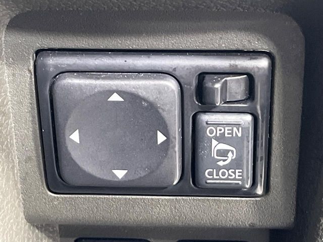 NISSAN CUBE 4WD 2011