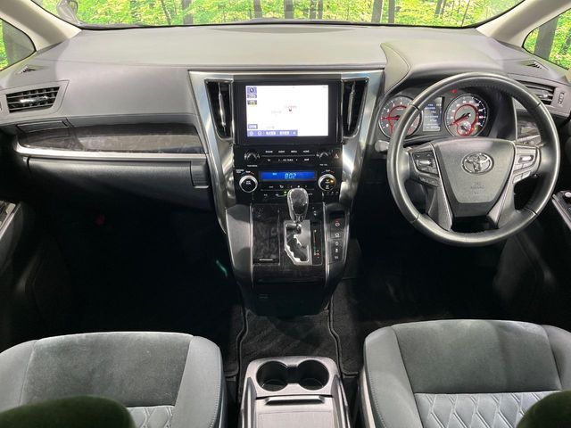 TOYOTA ALPHARD 4WD 2021