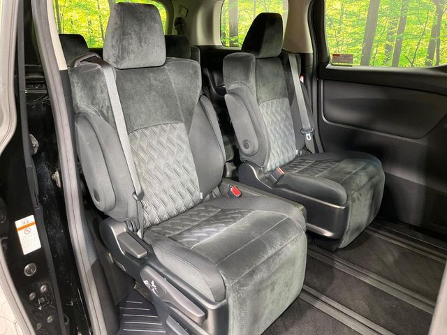 TOYOTA ALPHARD 4WD 2021