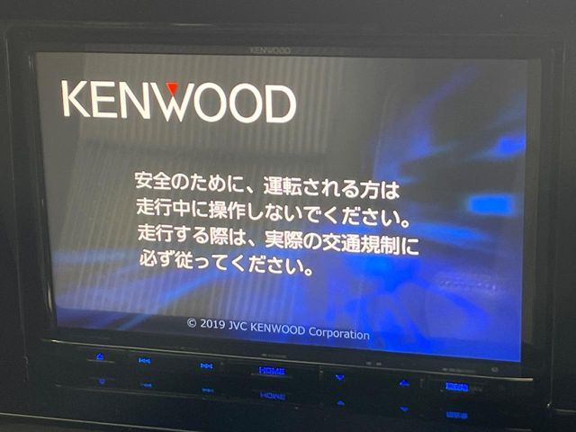 TOYOTA VOXY 4WD 2019