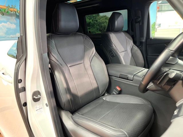 TOYOTA VELLFIRE  HYBRID 2024