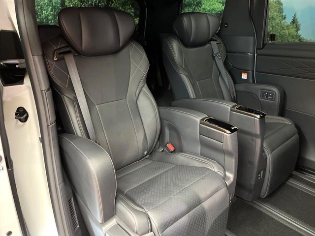 TOYOTA VELLFIRE  HYBRID 2024