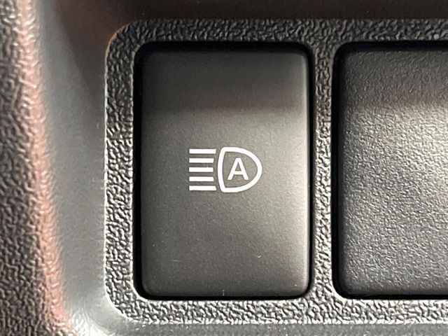 TOYOTA HIACE van 2WD 2025