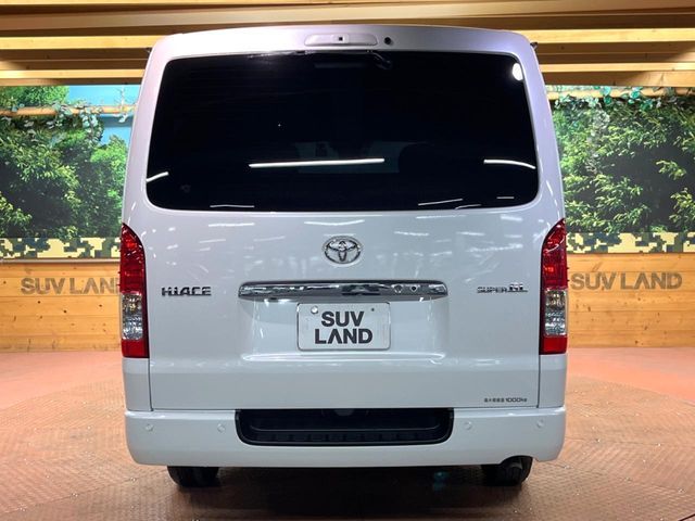 TOYOTA HIACE van 2WD 2025