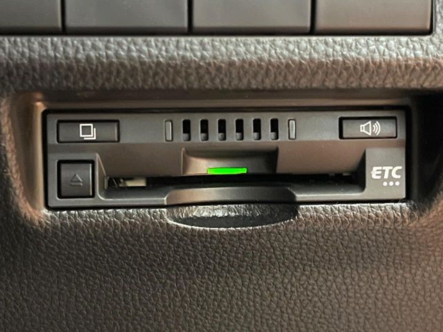 TOYOTA RAV4 4WD 2019