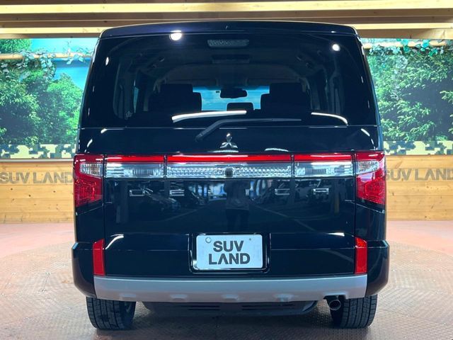 MITSUBISHI DELICA D:5 4WD 2022