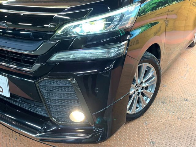 TOYOTA VELLFIRE 2016