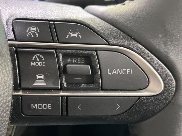 TOYOTA VOXY HYBRID 2023