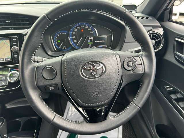 TOYOTA COROLLA FIELDER HYBRID 2017