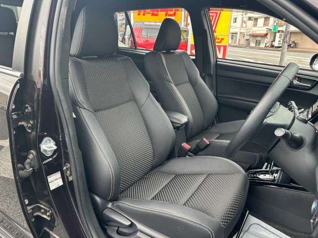 TOYOTA COROLLA FIELDER HYBRID 2017