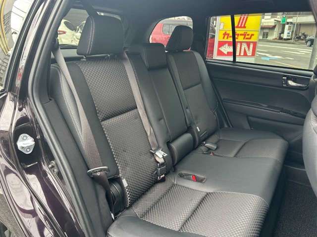 TOYOTA COROLLA FIELDER HYBRID 2017