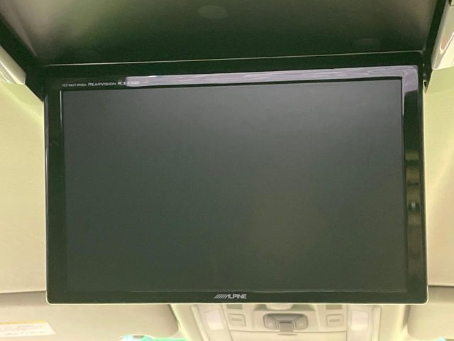 TOYOTA VELLFIRE 2012