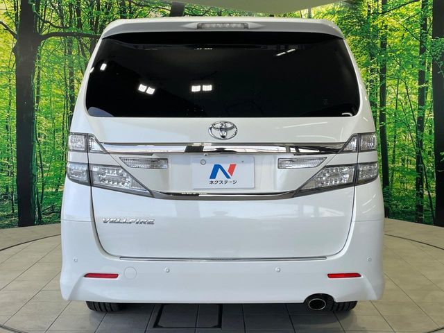 TOYOTA VELLFIRE 2012