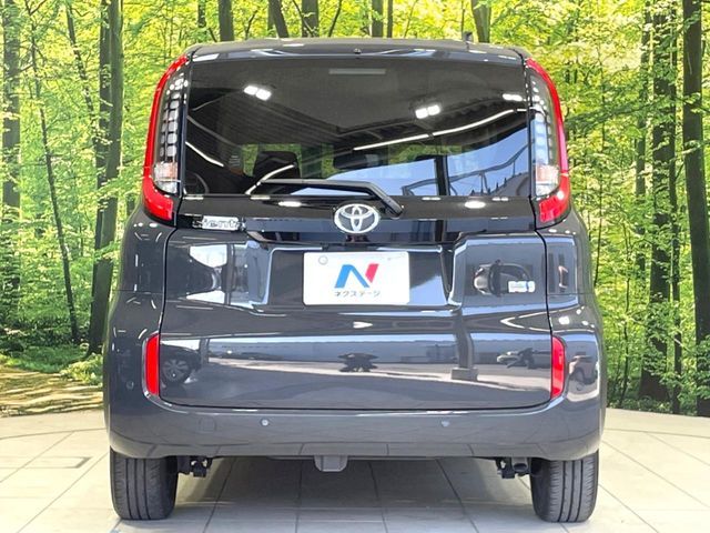 TOYOTA SIENTA HYBRID 2024