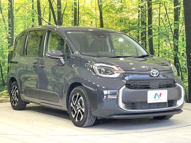 TOYOTA SIENTA HYBRID 2024