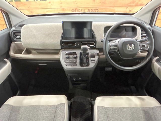 HONDA FREED e:HEV 2025