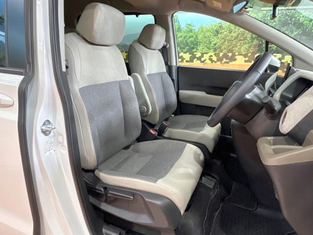 HONDA FREED e:HEV 2025