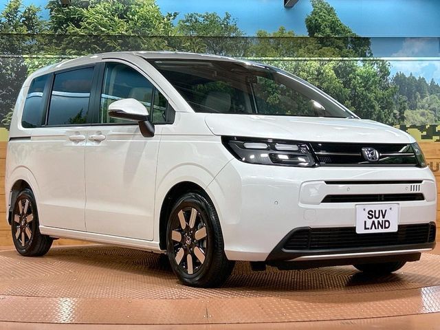 HONDA FREED e:HEV 2025