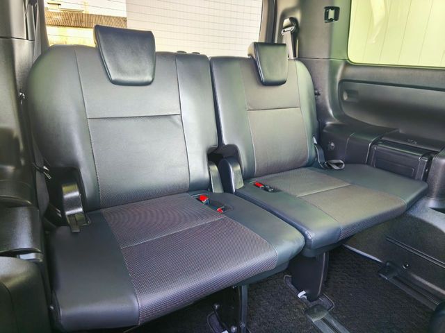 TOYOTA ESQUIRE HYBRID 2020