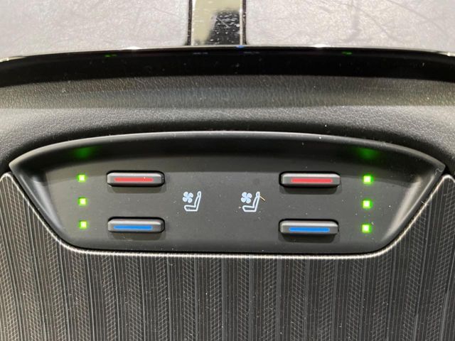 TOYOTA HARRIER HYBRID 2021