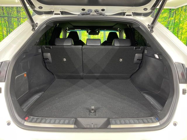 TOYOTA HARRIER HYBRID 2021