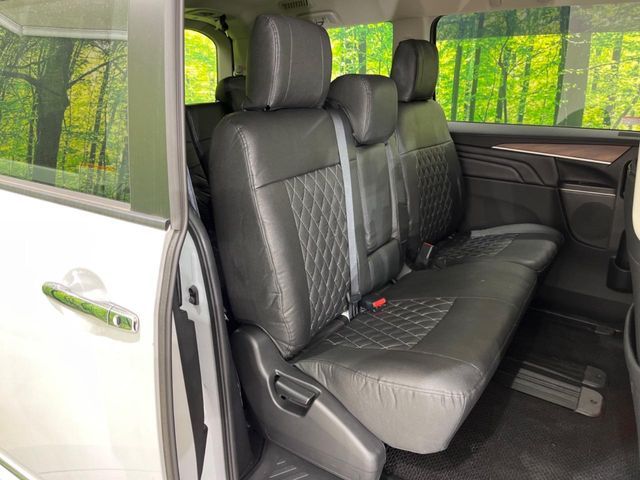 MITSUBISHI DELICA D:5 4WD 2024