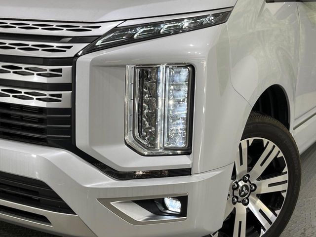 MITSUBISHI DELICA D:5 4WD 2024