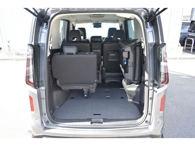 NISSAN SERENA  WG 2025