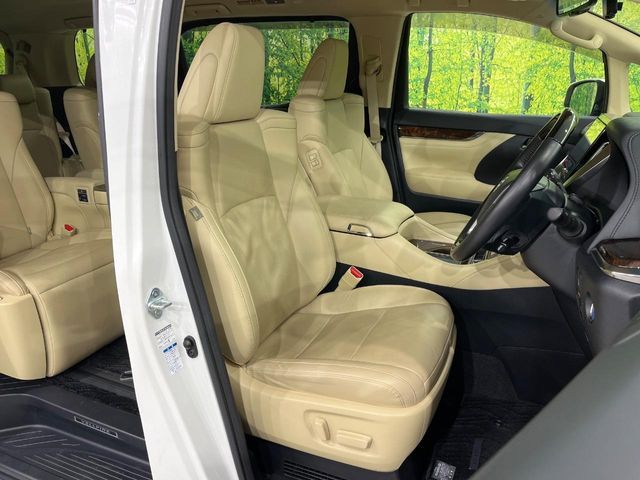 TOYOTA VELLFIRE  HYBRID 4WD 2019