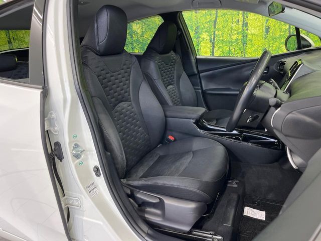 TOYOTA PRIUS PHV 2017