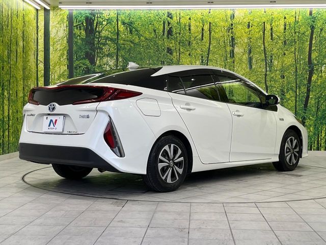 TOYOTA PRIUS PHV 2017
